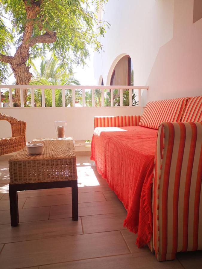 Comfortable Cleo Apartment With Large Terrace Costa Teguise Bagian luar foto
