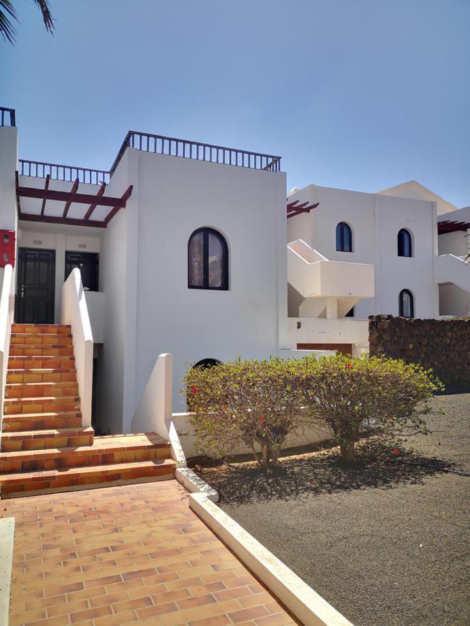Comfortable Cleo Apartment With Large Terrace Costa Teguise Bagian luar foto