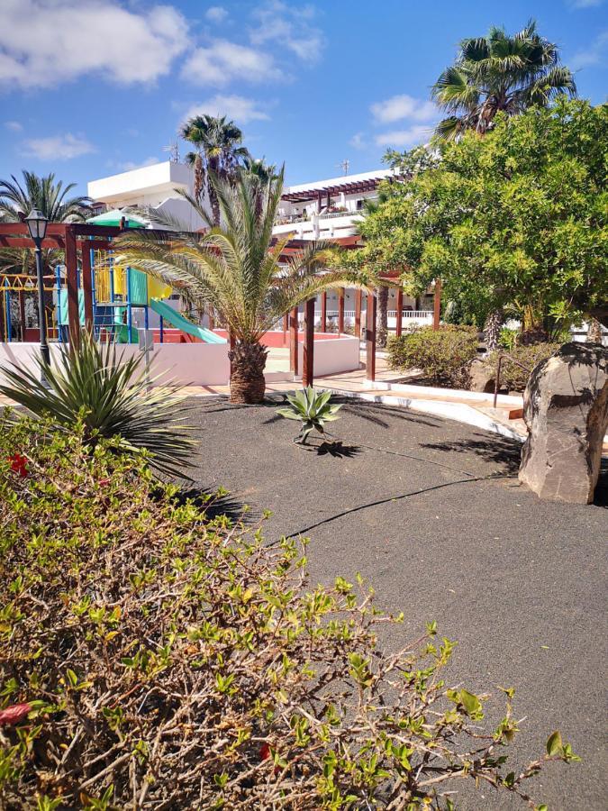 Comfortable Cleo Apartment With Large Terrace Costa Teguise Bagian luar foto