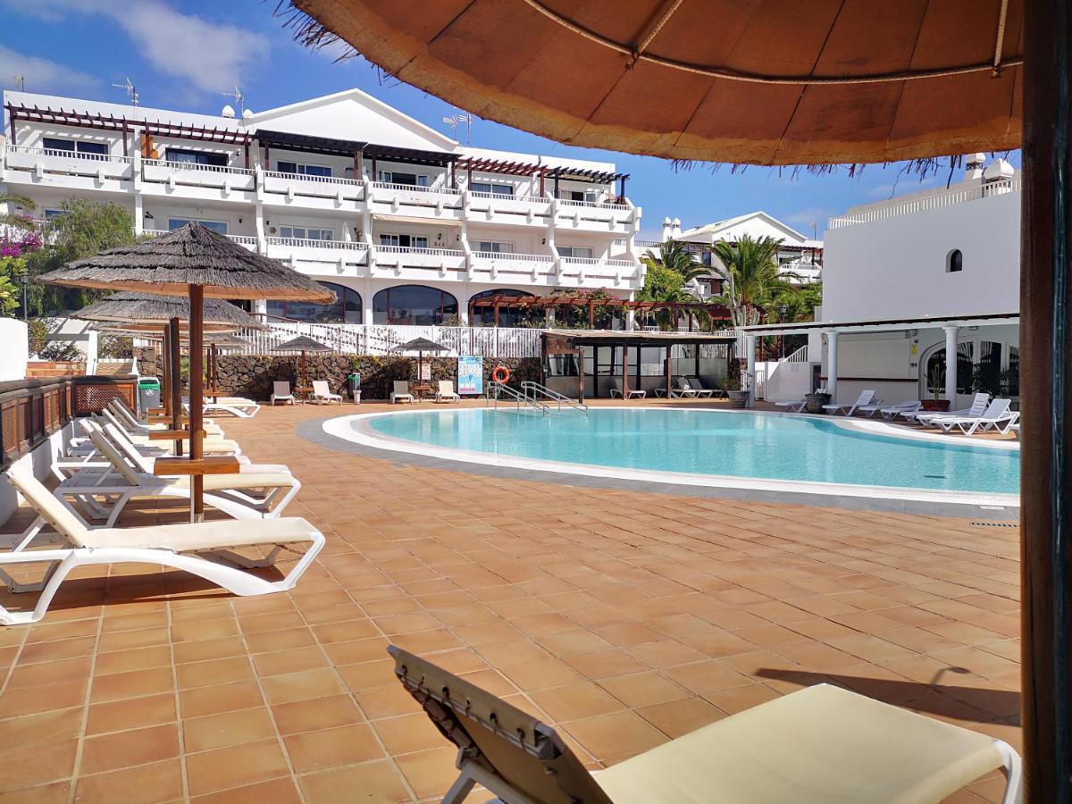 Comfortable Cleo Apartment With Large Terrace Costa Teguise Bagian luar foto